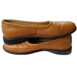 Land's End Leather Tan Slip On Flat Shoes Size 8.5